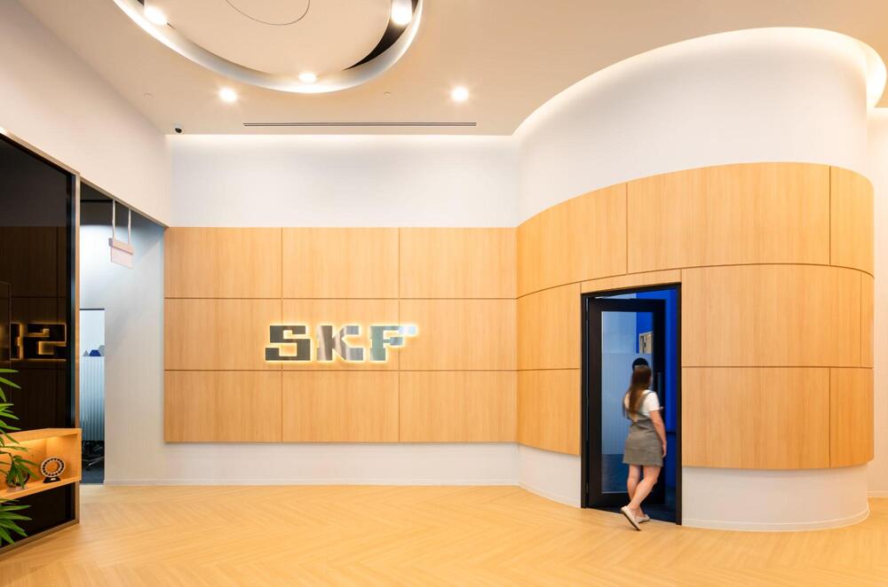 spacious office spacious office